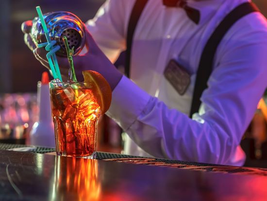 Generic_Bartender_shutterstock_540701095