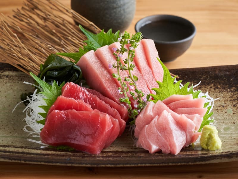 Japan_generic_food_sashimi_pixta_73578178_M