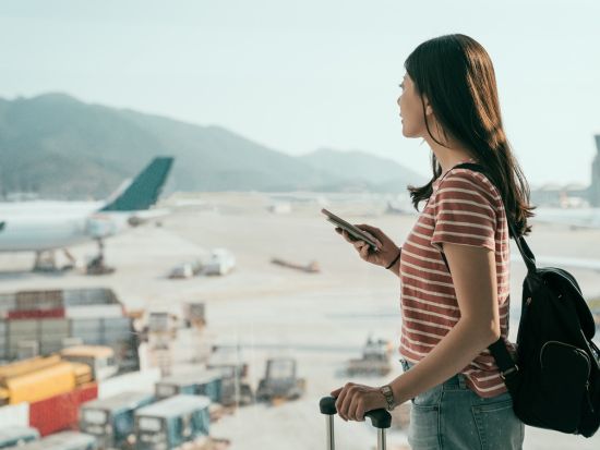 リスボン空港⇒エストリル市内・カスカイス市内・シントラ市内ホテル 貸切送迎サービス＜1～6名／英語ドライバー＞