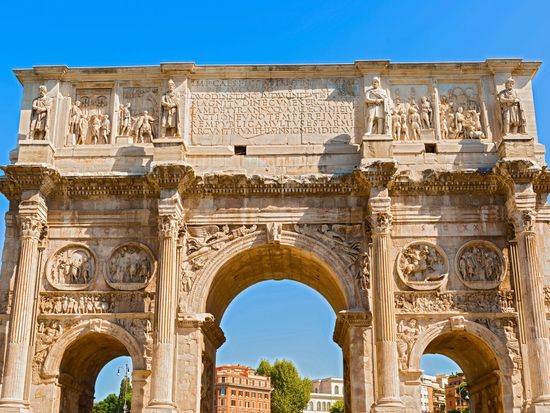 Italy_Rome_Arch_of_Constantine_123RF_33898682_ML