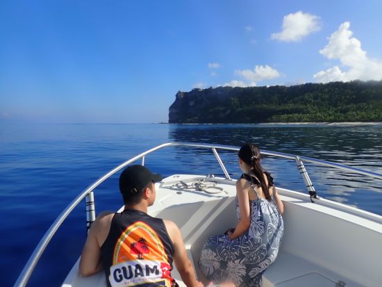 【早朝出発】ウミガメボートシュノーケル　高確率で見られるポイントへご案内＜早朝／日本語ガイド／ボート＞by ジェントリーブルー