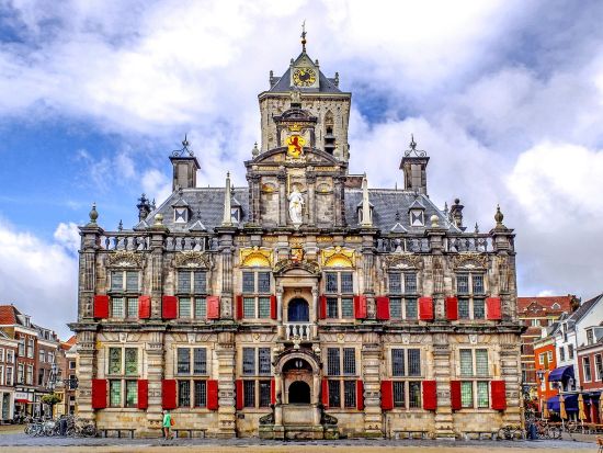 1日観光ツアー　ロッテルダム＋デルフト＋デン・ハーグ　ロイヤル・デルフト入場付き＜3～10月／英語ガイド／アムステルダム発＞