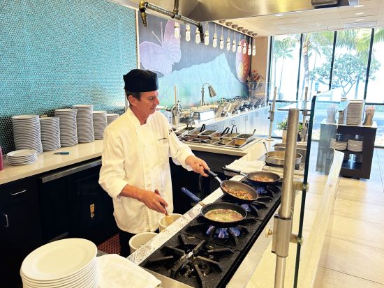 クヒオ・ビーチ・グリル（Kuhio Beach Grill）　ホテル朝食ミールクーポン　クーポン引き換え後、お好きな時に利用可能！＜ワイキキビーチマリオット内＞