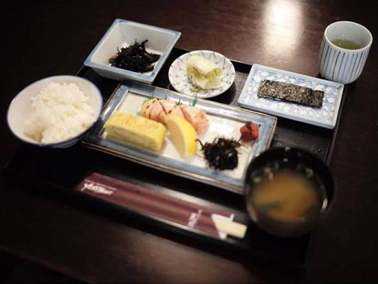 義経（Yoshitsune）　ホテル朝食ミールクーポン　クーポン引き換え後、お好きな日時でご利用可能！＜パークショア・ワイキキ内＞