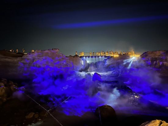 「2026野柳石光・夜訪女王」＆九份ツアー　野柳地質公園ライトアップイベントを楽しむ　 ＜6月28日～7月12日限定／日本語ガイド／台北発＞