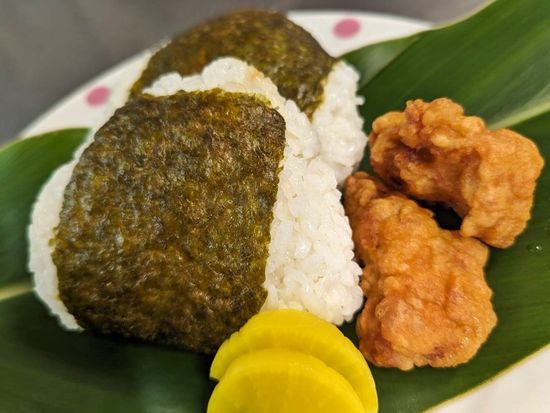 昼食イメージ02