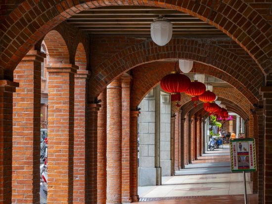 桃園空港発 貸切チャーターツアー　空港から直接台北観光へ！ ＜貸切／日本語ガイド＞ ※車1台あたり料金