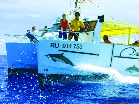 ホライズンクルーズ　心地よい海風を感じながら約45分のクルーズを堪能＜英語／サン＝ジル発＞