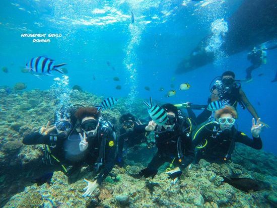 青の洞窟 体験ダイビング 神秘の海中探検ツアー 初心者の方から楽しめるダイビング ツアー中の撮影データ付＜ボート／1日4便／10歳～／約2時間半／恩納村＞