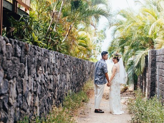 ビーチへ歩く３