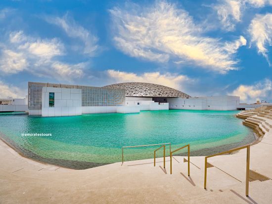 アブダビ 1日観光ツアー　グランドモスク＆ヤス島 ※ルーブル美術館入場付きプランあり ＜貸切プランあり／アブダビ発＞