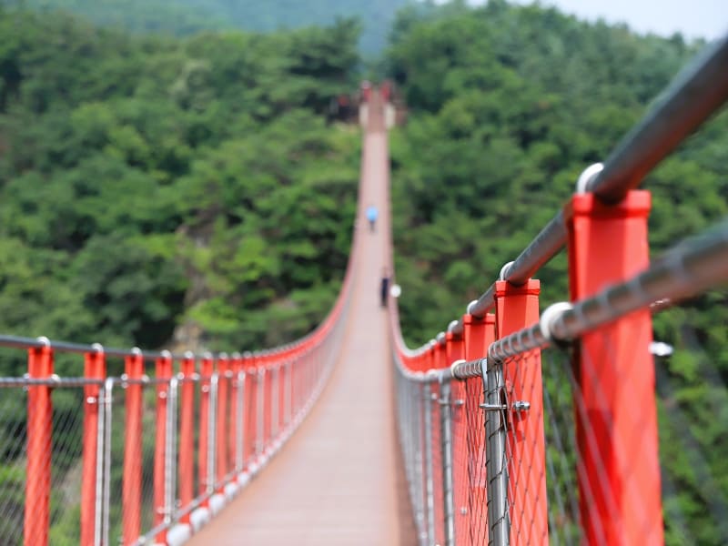 紺岳山吊り橋-2