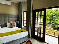 Standard Double Room 4