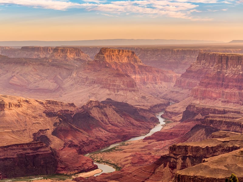 US_Arizona_Grand Canyon_South Rim_AdobeStock_286692574