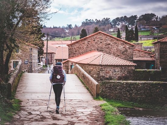 Medieval_Bridge_in_Ribadiso_AdobeStock_453210178