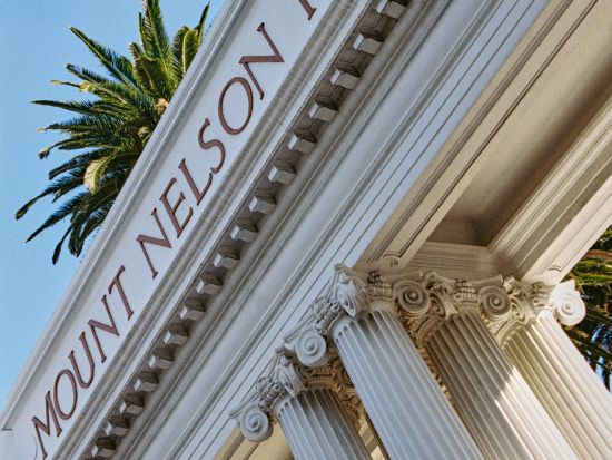 ベルモンド・マウント・ネルソン・ホテル（BELMOND MOUNT NELSON HOTEL）アフタヌーンティー食事券＆予約＜往復送迎付／ケープタウン発＞