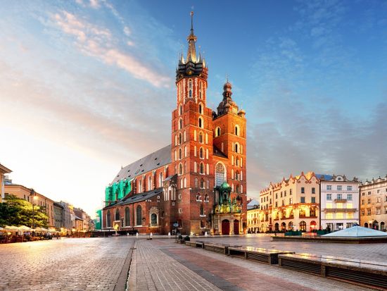 クラクフ＆ベルリン世界遺産2都市ツアー3泊4日　アウシュヴィッツ＆ヴィエリチカ込み　ベルリン観光付プランも＜日本語ガイド／クラクフ発ベルリン着＞