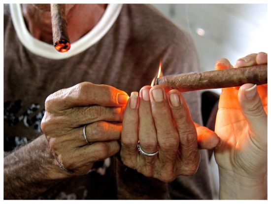 キューバの葉巻タバコ堪能ツアー＜3時間／貸切／1～10名／英語ガイド／ハバナ発＞