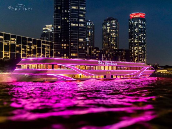 オプレンス・デイナークルーズ（The Opulence Cruise）エレガントな船内で充実ビュッフェ＆エンターテイメント ※即予約確定／当日予約OK