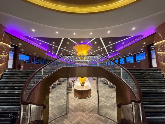 オプレンス・デイナークルーズ（The Opulence Cruise）エレガントな船内で充実ビュッフェ＆エンターテイメント ※即予約確定／当日予約OK