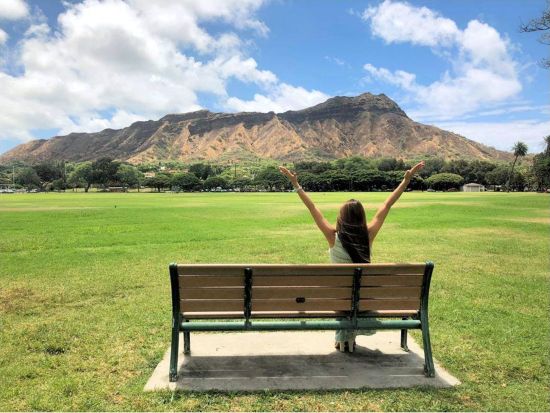 オアフ島半日観光　ジョバンニのガーリックシュリンプ付きB級グルメツアー　カカアコファーマーズマーケット立ち寄りプランあり