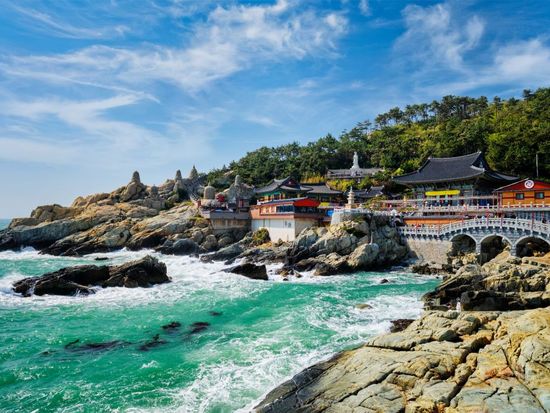 Korea_Busan_Haedong Yonggungsa_海東龍宮寺_pixta_47870429_M