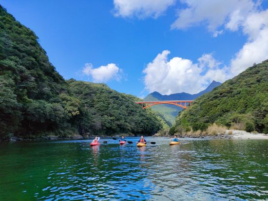 【貸切】安房川リバーカヤック＆島内観光ツアー 屋久島の自然を満喫！写真データプレゼント ＜1日＞ by 屋久島リバーカヤックebis