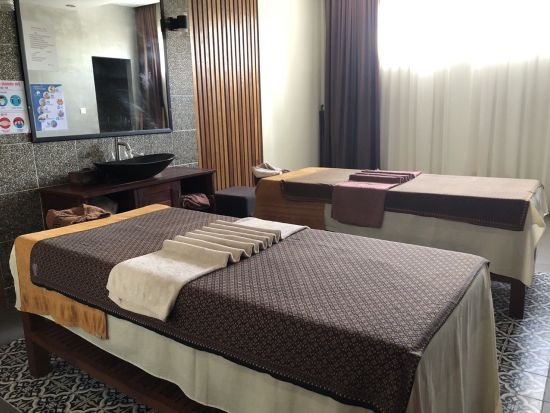 世界遺産 アンコール・トム＆タ・プローム半日観光ツアー ＜昼食付き／日本語ガイド／日系ツアーラウンジ特典付き＞