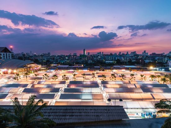 ジョッドフェアーズ（JODD FAIRS）ナイトマーケット散策ツアー　大人気マーケットをガイドがご案内！＜日本語or英語or中国語ガイド＞