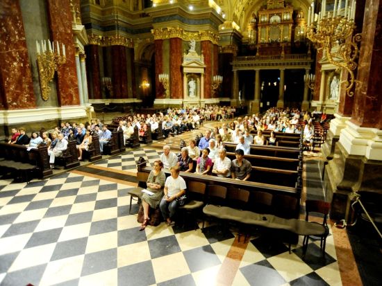 聖イシュトヴァーン大聖堂 ミニコンサート＋入場チケット事前予約＜大聖堂・展望台・宝物館入場付／ブダペスト＞