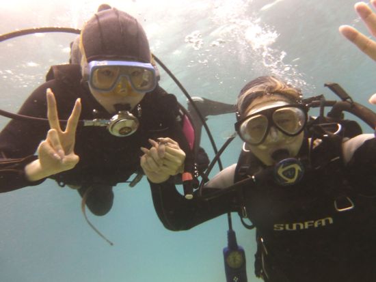 ファンダイビング 2ボートダイブ 海の中に住む美しい生き物たちを探す旅 写真撮影＆ドリンク付き＜約4時間／奄美大島＞ byダイブサービス ブルーゲイト