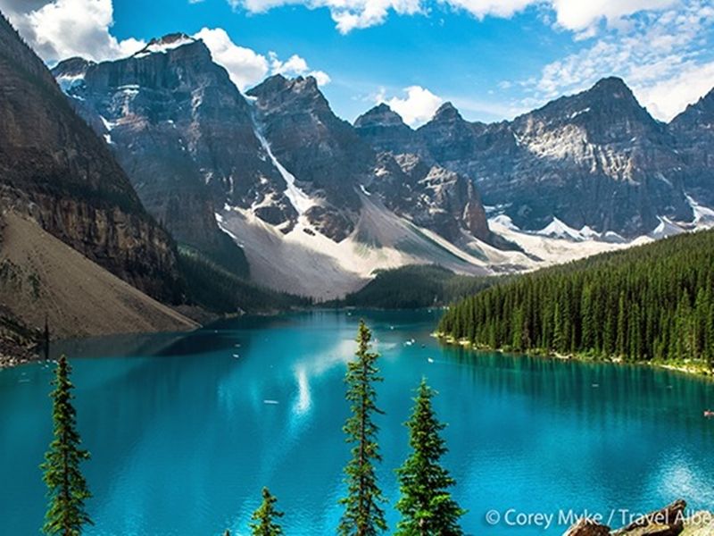 Moraine-Lake-Summer-02-600