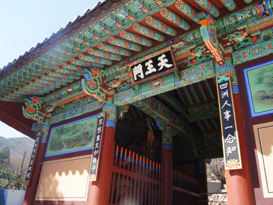 老舗店「東莱ハルメパジョン」で元祖・海鮮ネギチヂミを堪能＋韓国5大寺院「梵魚寺」半日観光ツアー＜午前・午後／日本語ガイド／ホテル送迎／空港お送り可＞