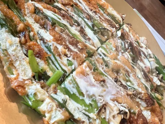 老舗店「東莱ハルメパジョン」で元祖・海鮮ネギチヂミを堪能＋韓国5大寺院「梵魚寺」半日観光ツアー＜午前・午後／日本語ガイド／ホテル送迎／空港お送り可＞