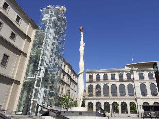 マドリード3大美術館を制覇！プラド美術館＆ソフィア王妃芸術センターへご案内　ティッセン・ボルネミッサ美術館チケット付き＜貸切／日本語ガイド＞by Mybus