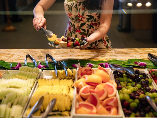 ショア（Shor）　ホテル朝食ミールクーポン　クーポン引き換え後、お好きな日時でご利用可能！＜ハイアットリージェンシー・ワイキキビーチ・リゾート＆スパ内＞