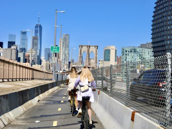 ブルックリン　サイクリングツアー スポットでの撮影タイムあり！＜2時間／英語ガイド＞by Unlimited Biking