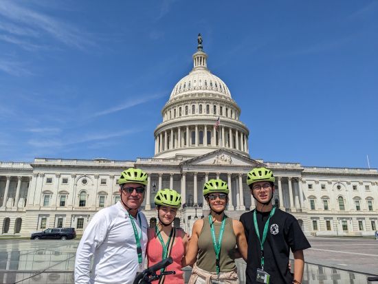 ワシントンD.C.　サイクリングツアー 米国首都の観光名所めぐり＆スポットでの撮影タイムあり＜3時間／英語ガイド＞by Unlimited Biking