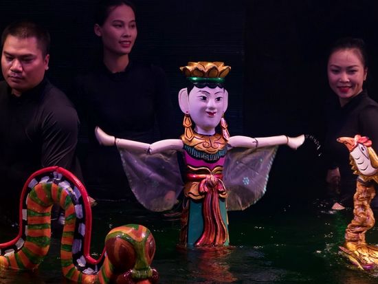water-puppets-hanoi-gadt-2