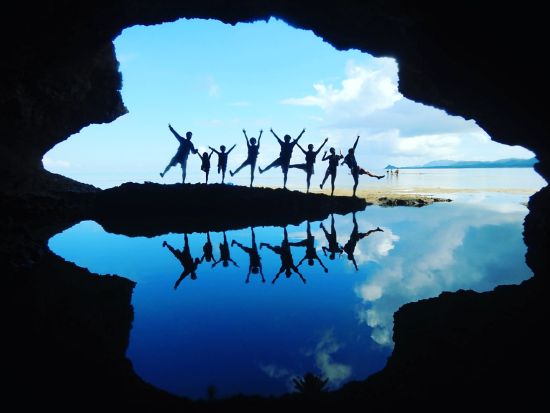 青の洞窟＆ウミガメシュノーケル 石垣島の美しい海を満喫 高確率でウミガメに出会える 器材レンタル無料＜送迎あり／石垣島＞