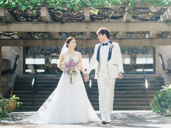 ハワイ　1日完結挙式（ウェディング）　キャルバリー・バイ・ザ・シー教会　祭壇から海が見えるハワイ唯一の教会（挙式・撮影・衣裳・メイク）の写真5