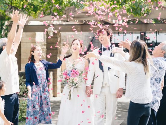 ハワイ　1日完結挙式（ウェディング）　キャルバリー・バイ・ザ・シー教会　祭壇から海が見えるハワイ唯一の教会（挙式・撮影・衣裳・メイク）