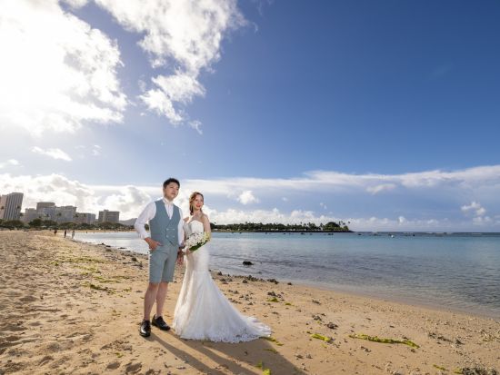 ハワイ　1日完結挙式（ウェディング）　ラニレア チャペル　最上階から見渡すハワイの空と海 　ビーチフォト付き（挙式・撮影・衣裳・メイク）