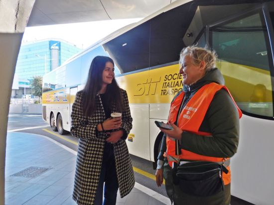 【空港シャトル】ローマ・フィウミチーノ空港 ⇔ ローマ市内　バス乗車チケット ＜英語ドライバー＞