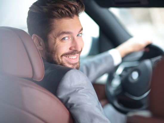 パレルモ市内⇔タオルミーナ市内 貸切送迎サービス＜英語ドライバー＞