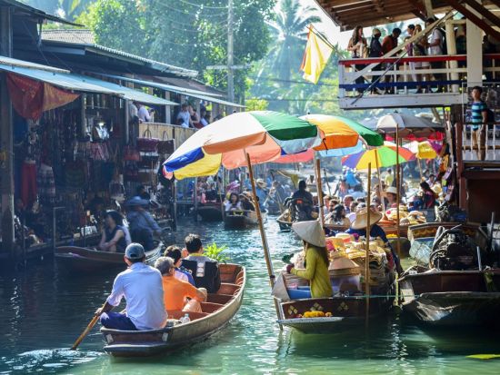 アユタヤ遺跡＋水上マーケット＋メークロン線路市場観光ツアー 象乗り選択可！ソンブーンのカニカレー付きプラン有＜昼食／バンコク市内送迎対応／ベテランガイド選択可＞