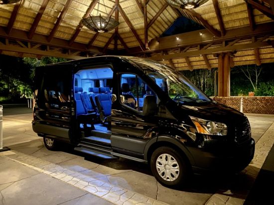 【混載】タンパ「レイモンド・ジェームス・スタジアム」 BTS WORLD TOUR ライブ会場往復送迎サービス＜催行日限定／日本語ドライバー／オーランド発＞