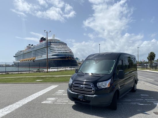 【混載】タンパ「レイモンド・ジェームス・スタジアム」 BTS WORLD TOUR ライブ会場往復送迎サービス＜催行日限定／日本語ドライバー／オーランド発＞