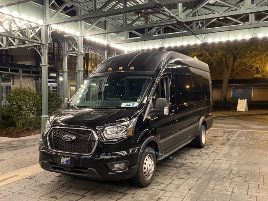 【混載】タンパ「レイモンド・ジェームス・スタジアム」 BTS WORLD TOUR ライブ会場往復送迎サービス＜催行日限定／日本語ドライバー／オーランド発＞