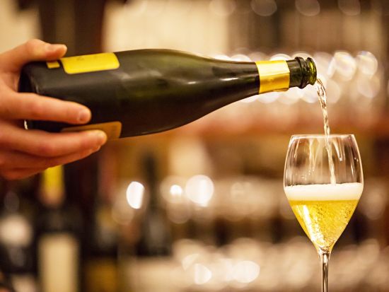 ワイン＆フードツアー　リゾットやパスタ、チーズなどミラノの美食を堪能する食べ歩きツアー＜3時間／英語ガイド＞